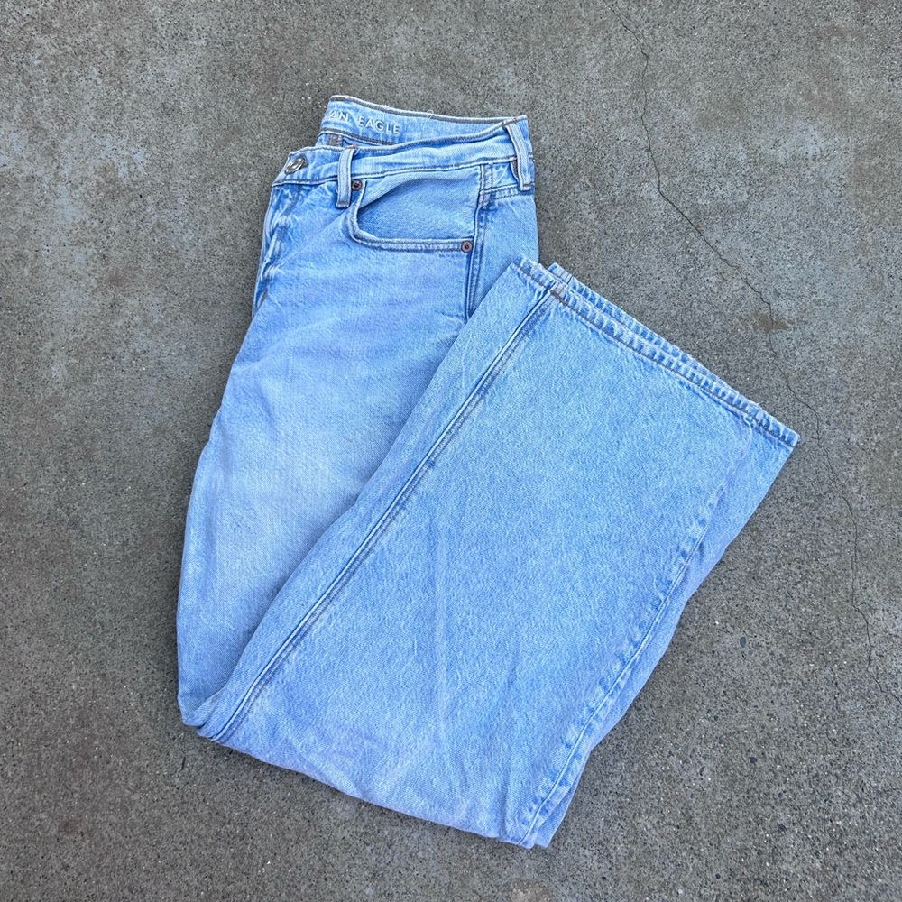 American Eagle 90’s Wide Leg Jeans